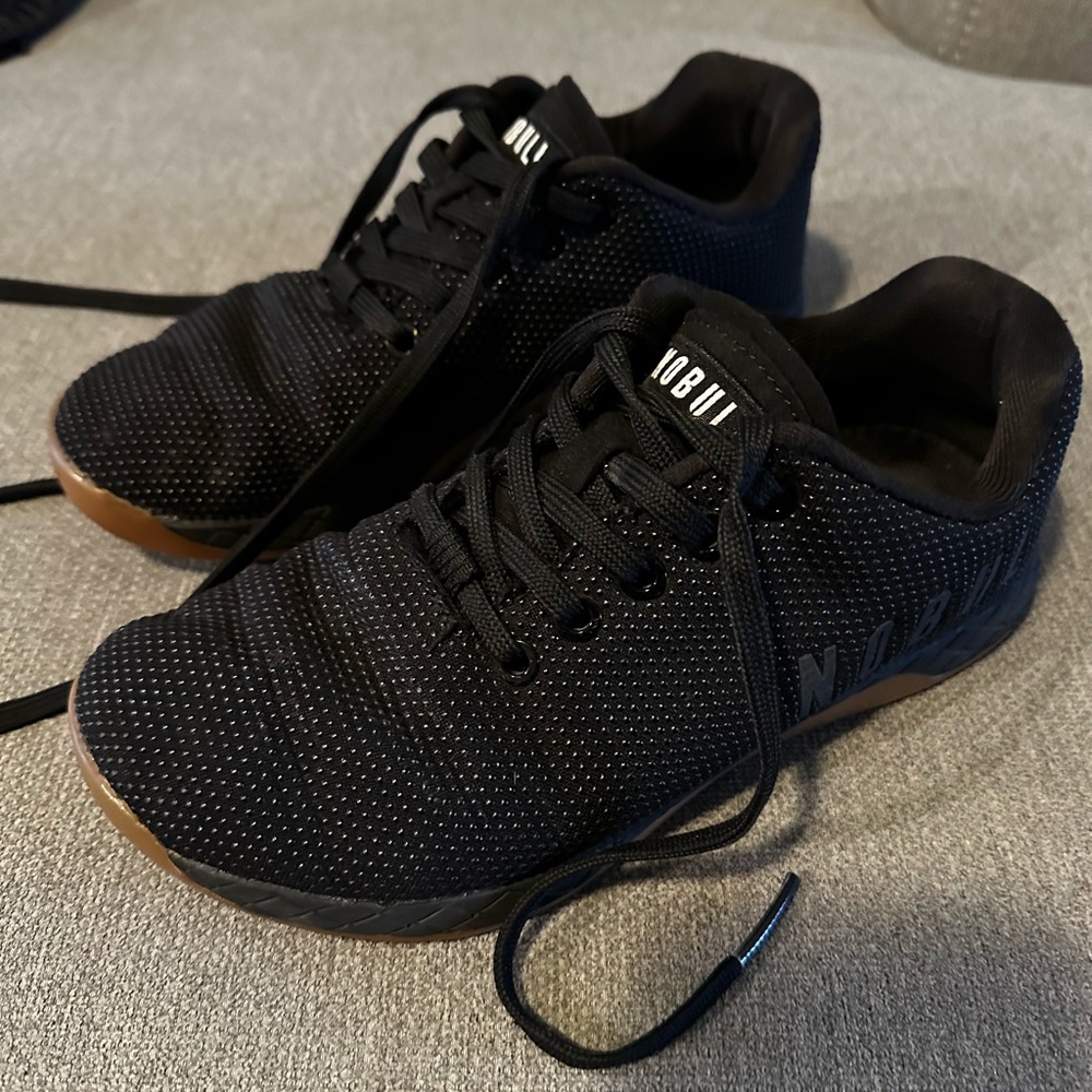 NoBull Trainers size 6.5